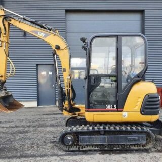 CATERPILLAR 302.5