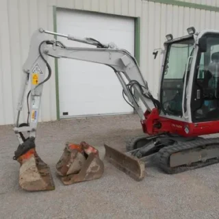 Takeuchi TB230